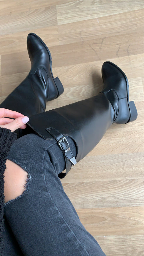 VERONA SİYAH KEMERLİ BİNİCİ ÇİZME